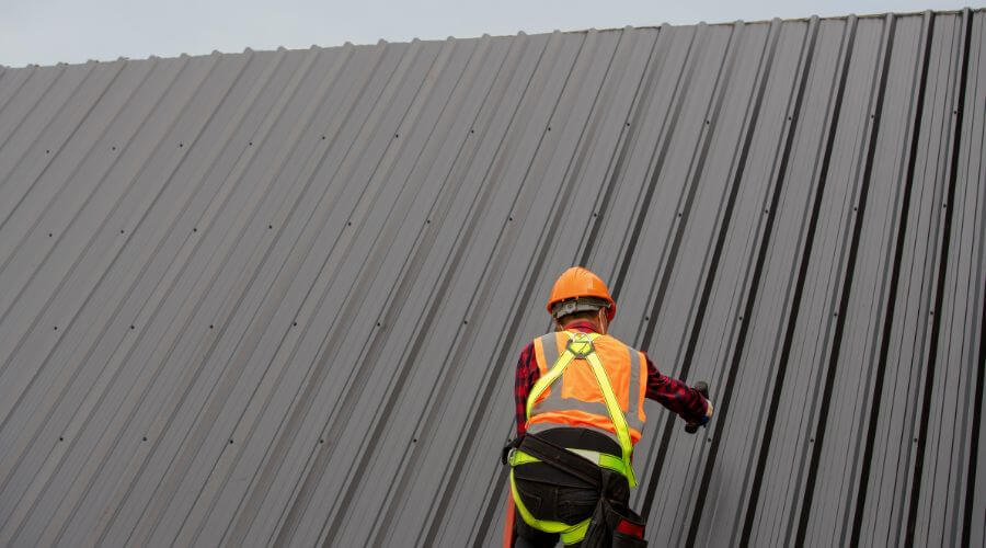 Expert top industrial roofings services in Utica, KS